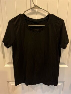 Classic Black Lululemon Women's Short Sleeve Swifty Tech Run Hike Workout EUC 💪🏼